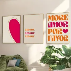 Doğal Ahşap Çerçeveli UV Baskı 3'lü Amour Yazılı Tablo Seti – Modern & Şık Duvar Dekoru